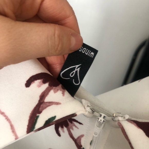 Windsor dress size L - Picture 3 of 3